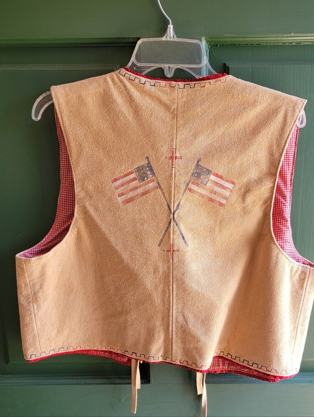 Vintage Native Motif Genuine Suede Vest in Tan with Red Gingham Lining Sz M - Picture 6 of 7